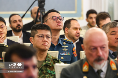 نمایش تصاویرجنایات آشوبگران برای نظامیان خارجی