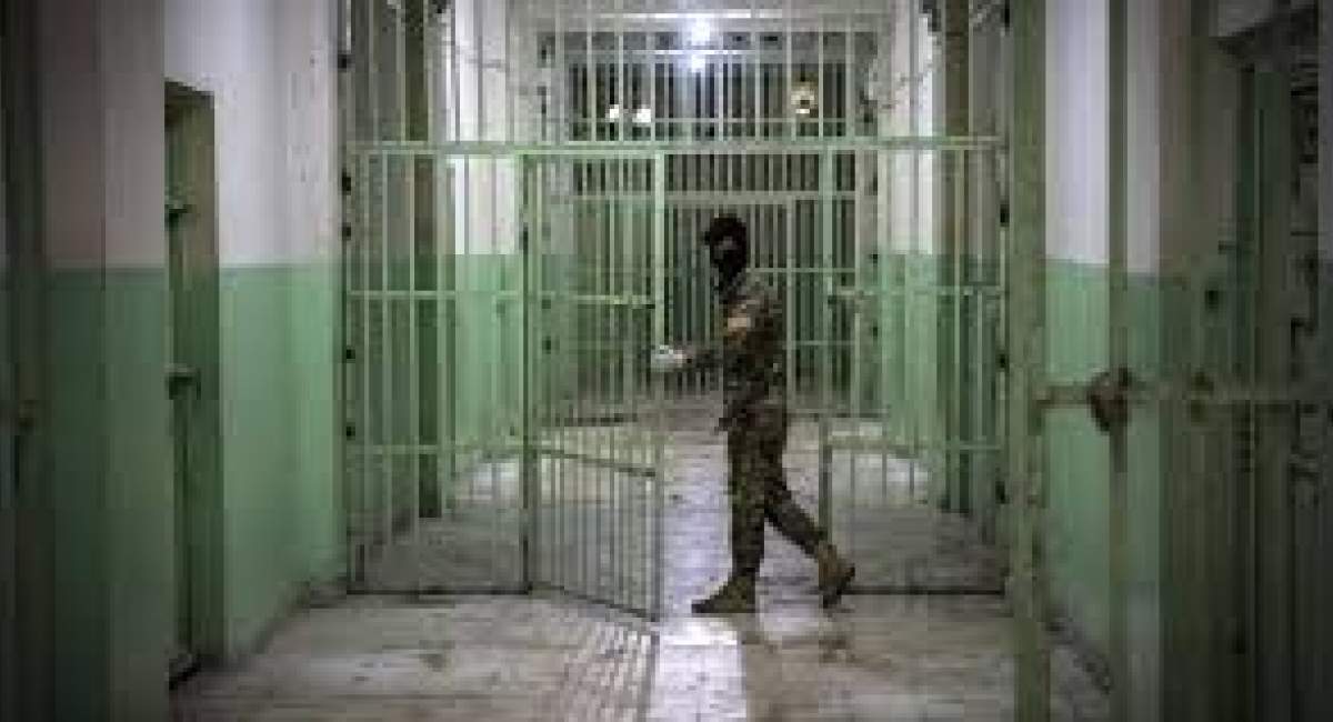 فرار دسته‌جمعی داعشی‌ها از زندانی در سوریه 