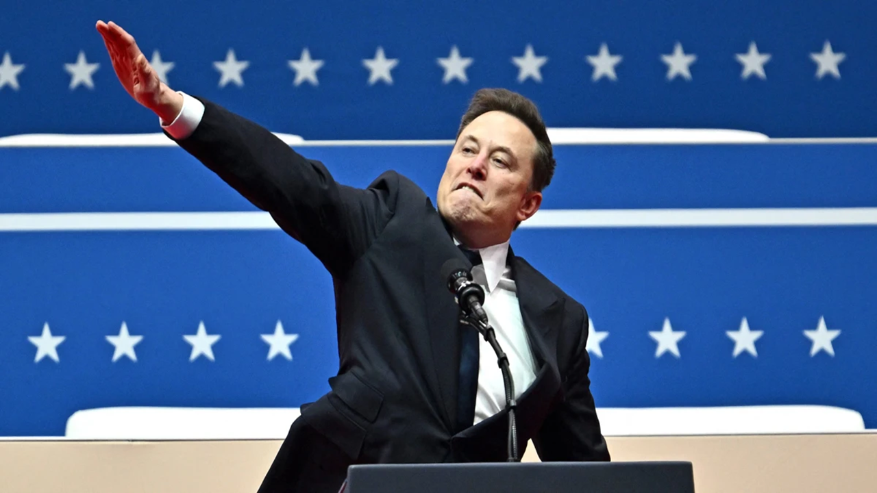  ایلان ماسک  توهم مهم بودن در سیاست دارد 