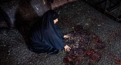 سجده‌گاهی که هنوز بوی آتش می‌دهد 