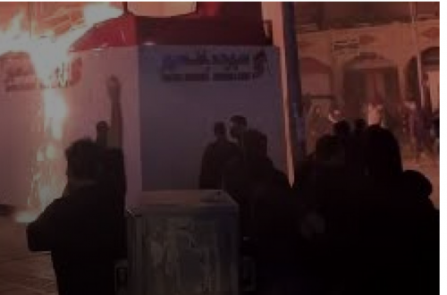 شادی وقیحانه  پس از آتش زدن امامزاده سبزقبا