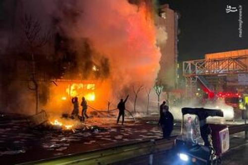 از شهید و جلاد تا خادم و خائن