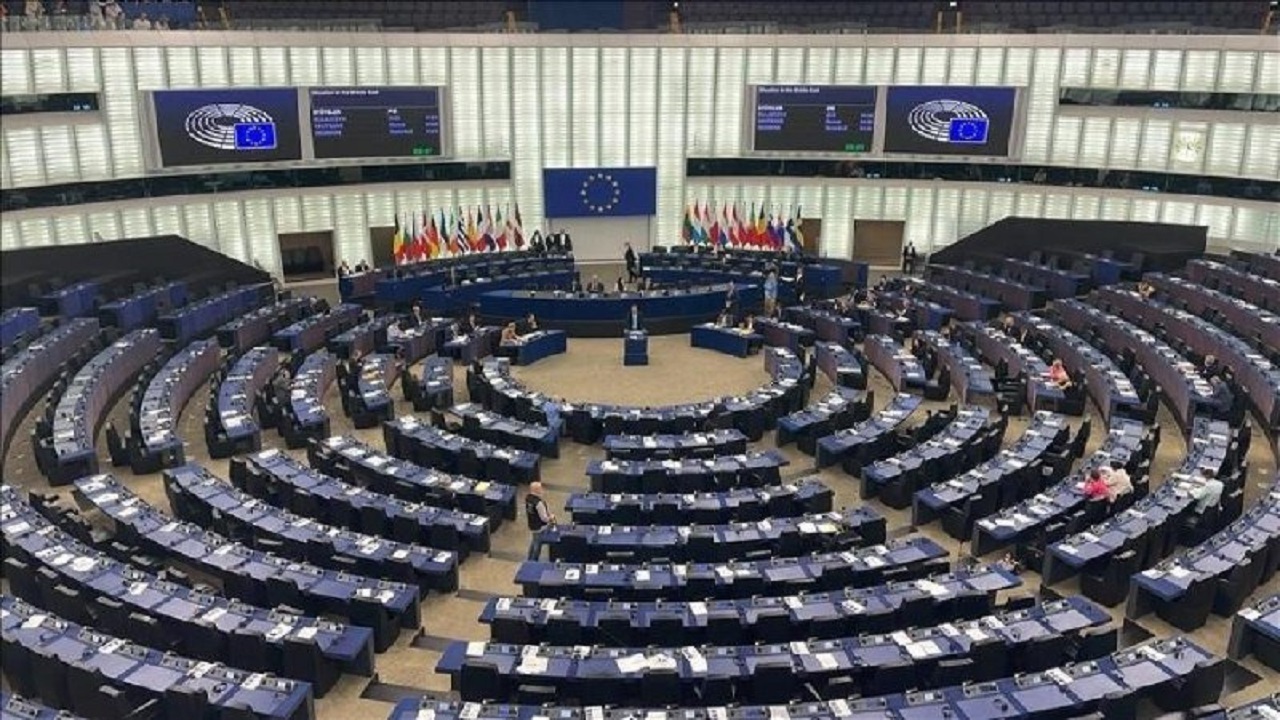 پارلمان اروپا تعلیق توافق تجاری با آمریکا را تصویب کرد