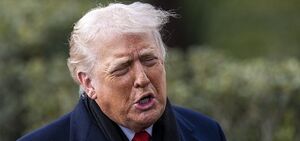  ترامپ مسخره عالم و آدم است!