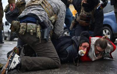 محبت پلیس با معترضین درمینه سوتا