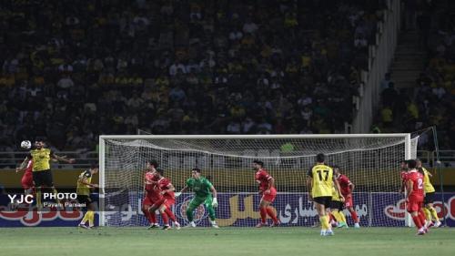 پرسپولیس ۰ - ۰ سپاهان/ گزارش زنده بازی 
