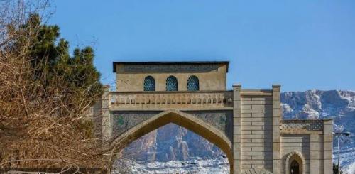 چهره سپید کوه‌های شهر شیراز