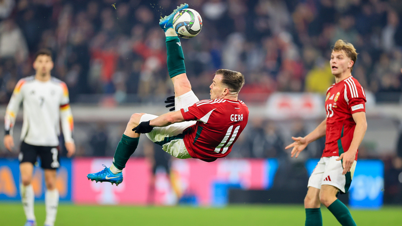 پرسپولیس ۲ - ۱ سپاهان/ گزارش زنده بازی