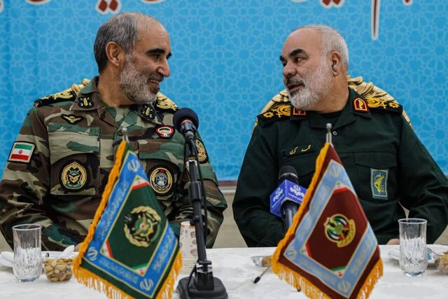 حضور هماهنگ نیروهای مسلح در کنار ملت، توطئه‌های دشمنان را خنثی می‌کند