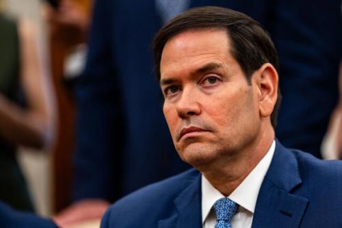 ۳۰ هزار نظامی آمریکایی در تیررس موشک‌ها و پهپادهای ایران هستند