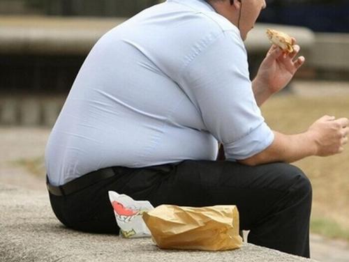 چاقی؛ بیماری مزمن با پیامدهای جسمی، اجتماعی و روانی