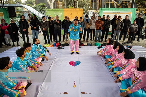 تئاترهایی که امروز به صحنه می‌روند