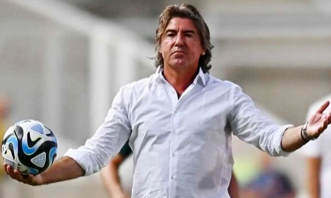 سرمربی استقلال: ناراحت و تنها هستم 