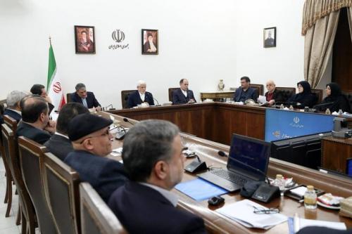 دولت در برابر مدیری که تولید خودروسازی را متوقف کند از اقتدار خود استفاده خواهد کرد