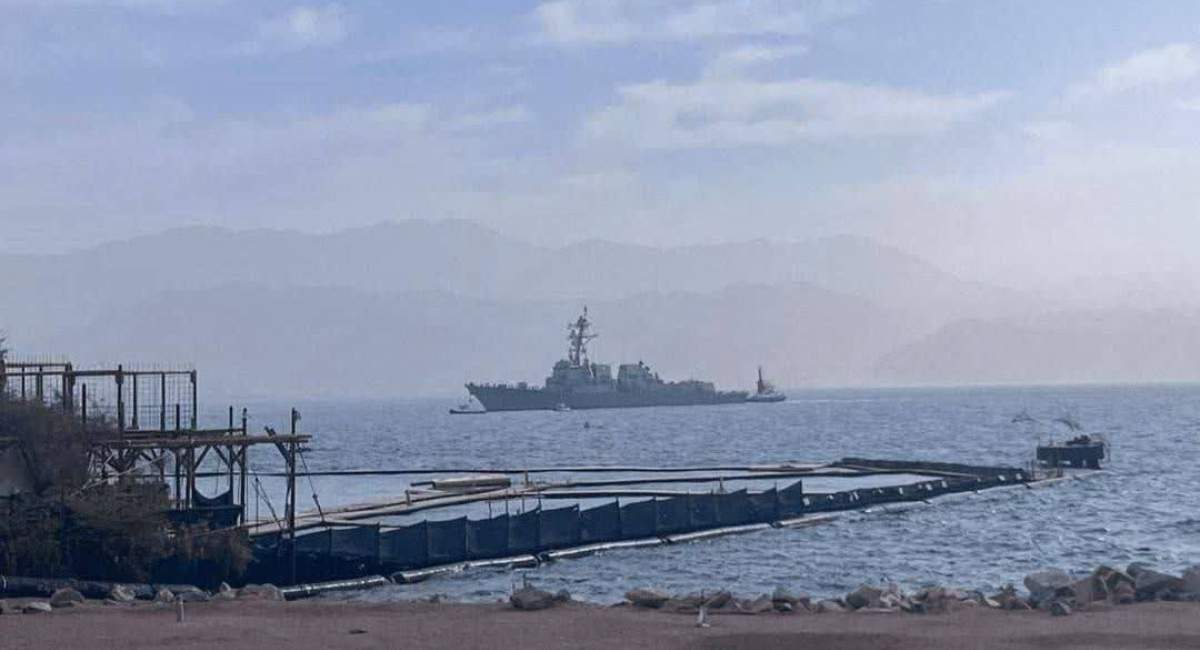 ناوشکن آمریکا بندر ایلات ِاسرائیل را ترک کرد 