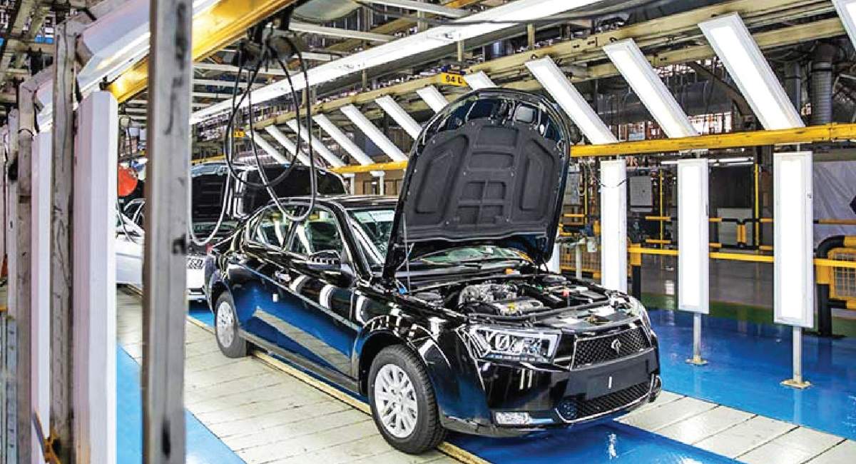 ایران‌خودرو: یا گران بخرید یا تولید نمی‌کنیم! +جزئیات 