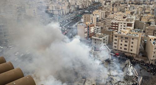 آتش‌سوزی گسترده در بازارچه جنت‌آباد +فیلم