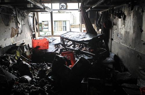 آتش‌سوزی در کارگاه نجاری و رنگ‌کاری پردیس مهار شد+عکس