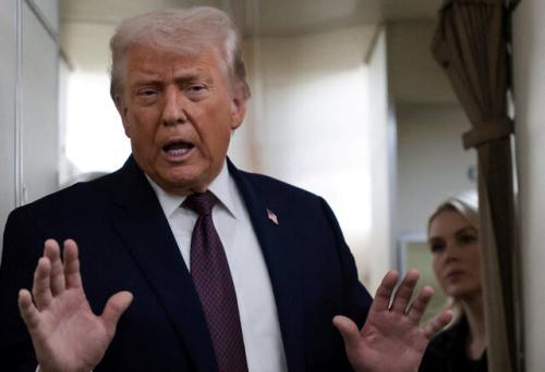 با ایران مذاکره می‌کنیم