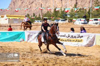جشن خانوادگی و نمایش اسب‌های فاخر یزد 