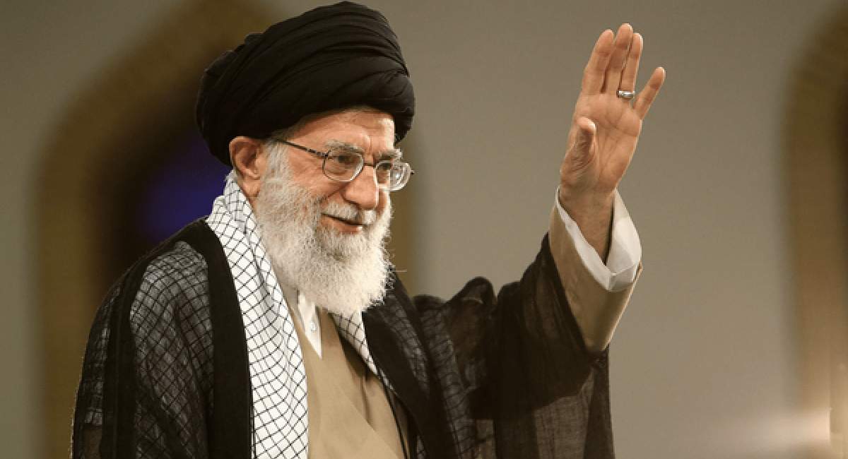 ابلاغ سلام رهبر انقلاب به خانواده شهدای البرز 