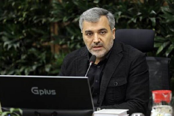 از میدان انقلاب تا آزادی زیر چتر پرچم و نور