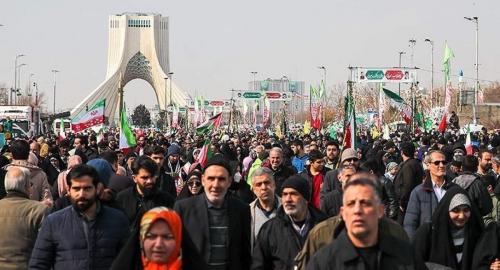 در حال بروزرسانی | همه نسل‌ها برای مایوس کردن دوباره دشمن به خیابان آمدند/ حضور ده‌ها میلیونی مردم در راهپیمایی ۲۲ بهمن +عکس و فیلم
