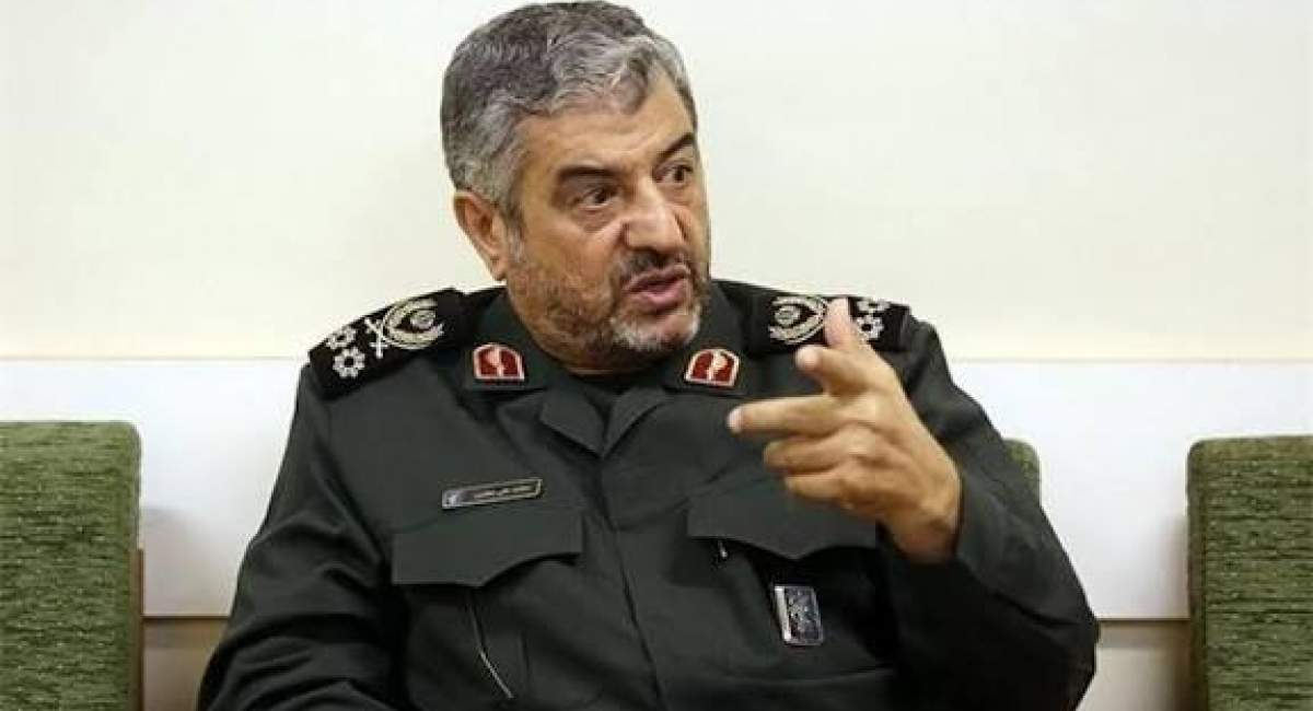  مسئله اصلی انقلاب، میدان‌دادن به مردم است 