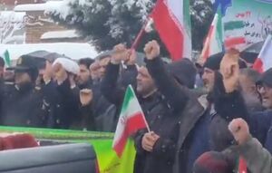  اینجوری پای کار جمهوری اسلامی باشیم.