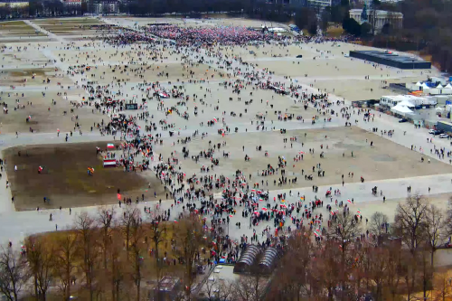 اسرائیل با هزاران ربات و اکانت جعلی و دیپ‌فیک