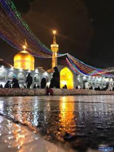 فیلم/ شب بارانی در حرم امام رضا(ع)