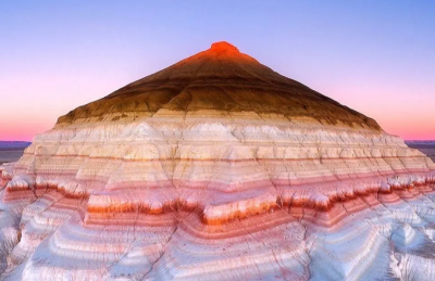  کوه بوکتی که شبیه کیک است! /عکس