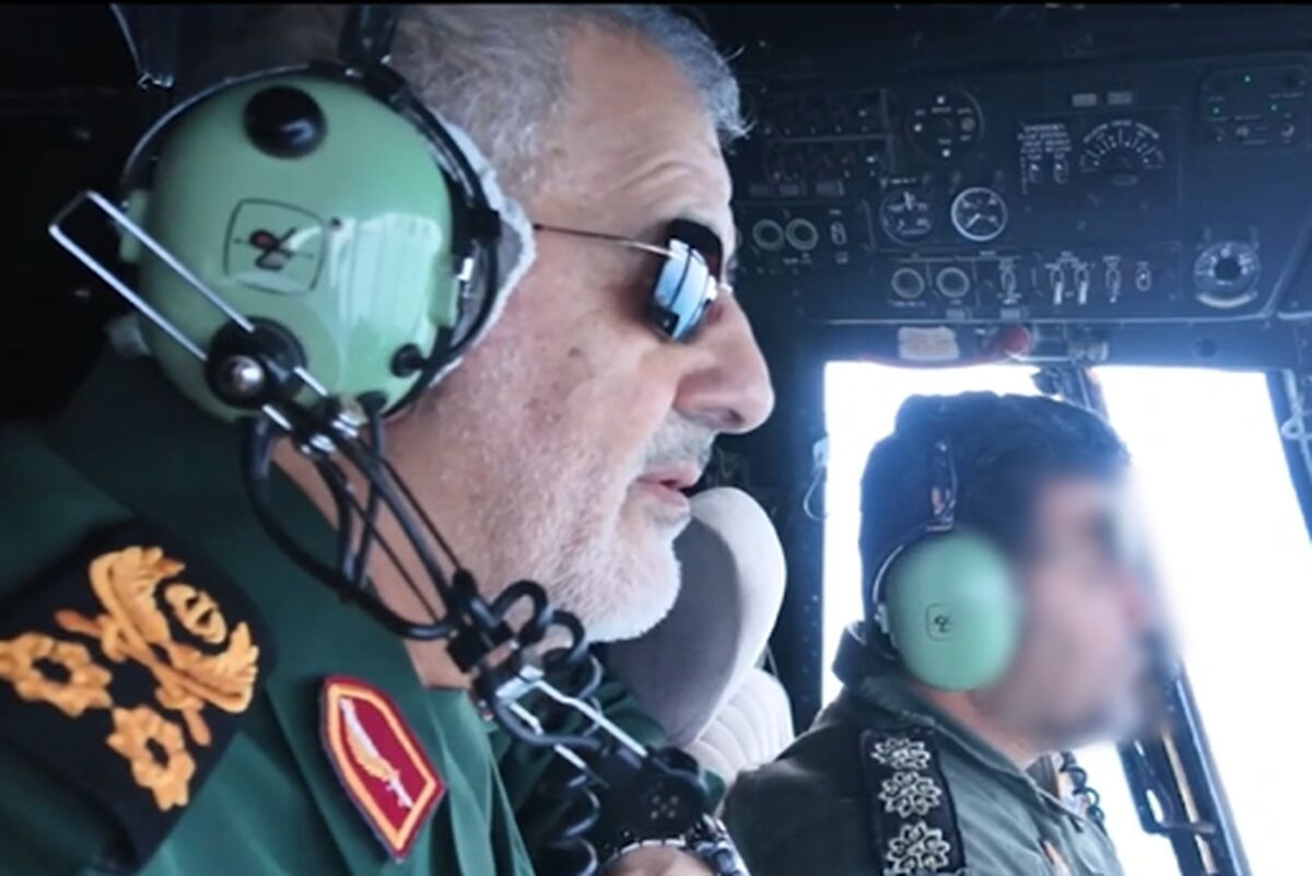 برگزاری رزمایش «کنترل هوشمند تنگه هرمز» نیروی دریایی سپاه پاسداران