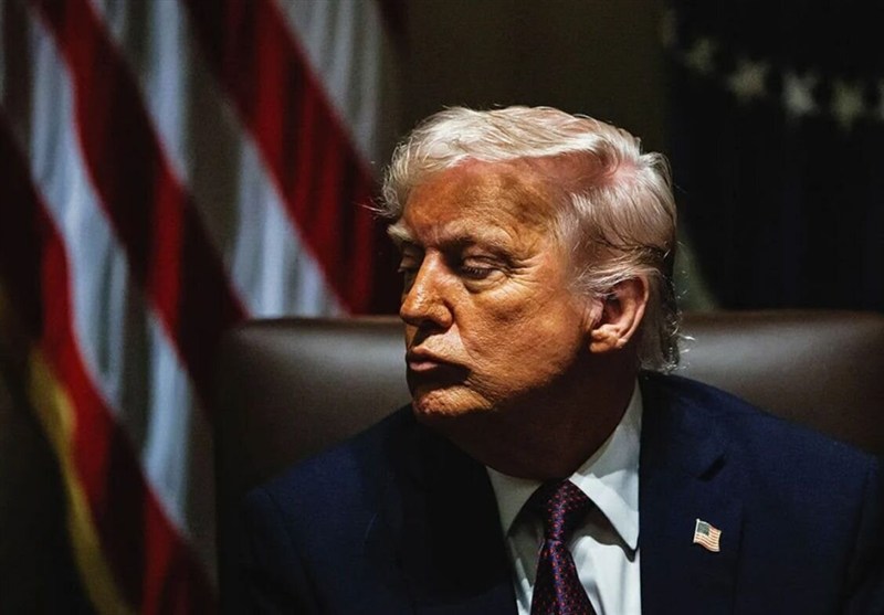 تحلیلی بر اقدامات ترامپ؛ قدرت نمایی، یا فرار از فروپاشی؟ 