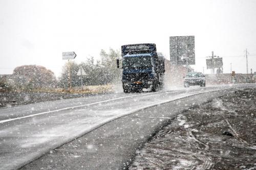  برف و باران در جاده‌های 8 استان کشور