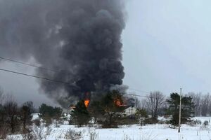 انفجار در کلیسایی در نیویورک پنج مجروح برجای گذاشت