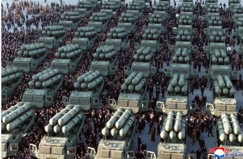 رونمایی کره شمالی از راکت‌اندازهای هسته‌ای