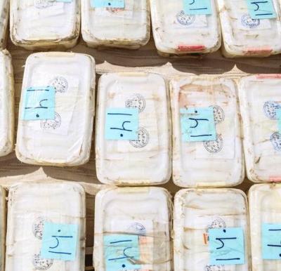  کشف یک تن مخدر شیشه در یزد/عکس