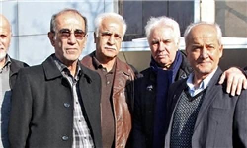پیکر فرزند پیشکسوت استقلال بی‌سروصدا دفن شد/علی جباری بامداد یکشنبه در غم از دست دادن دختر خود که ماه‌ها به دلیل بیماری در کما بود عزادار شد.