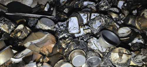 مهار آتش‌سوزی مغازه لوازم خانگی در میدان فردوسی بدون مصدوم