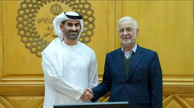 دیدار اسکندر مومنی با سفیر امارات