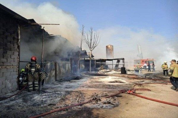 سقوط بالگرد در میدان میوه تره بار درچه