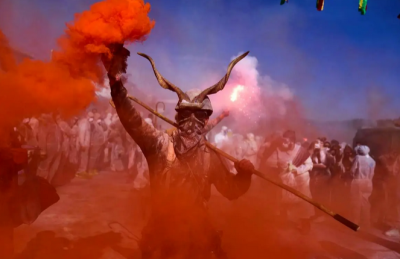 آغاز روزه بزرگ (لنت) در یونان با آردهای رنگی / عکس