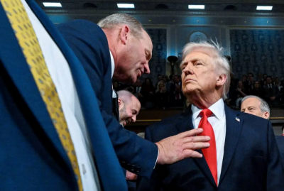 حاشیه‌هایی از نطق سالانه‌ ترامپ در کنگره / عکس