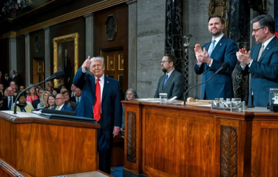 حاشیه‌هایی از نطق سالانه‌ ترامپ در کنگره / عکس