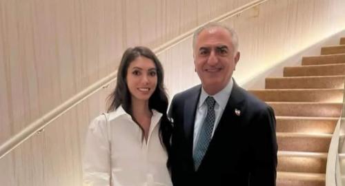 مردم ایران با سازمان سیا همکاری کنند! 