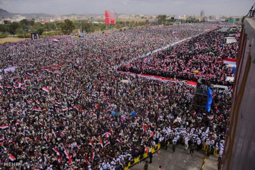 یمنی‌ها به میدان آمدند؛ راهپیمایی میلیونی «همبستگی با ایران»