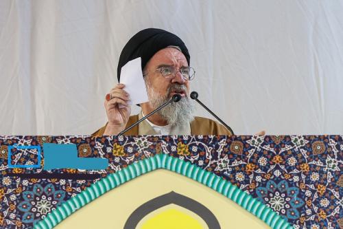تا آمریکا و رژیم صهیونی هستند بشریت روی آرامش نخواهد دید