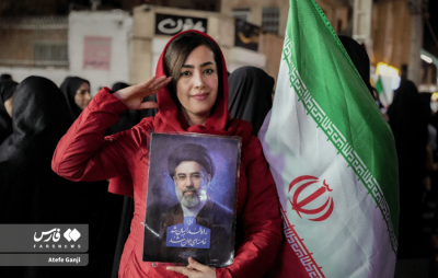 یک ایرزان گوش به فرمان رهبر