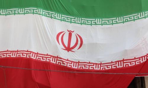  برافراشته شدن نماپرچم‌های ایران 